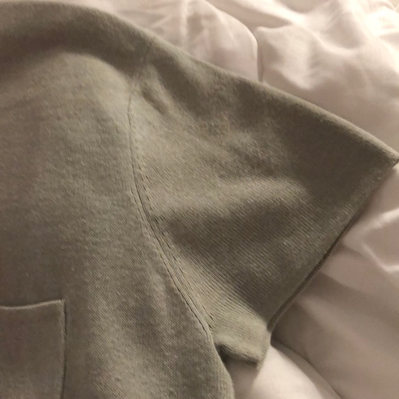 🎉 5/$25 Like New Zen Spirit Danskin Sage Sweater - Picture 10 of 11
